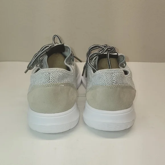 Men's Gray Athletic Shoes - Picture 4 of 6